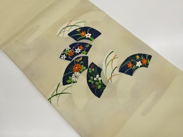 絽引き箔　地紙に秋草・芝模様織り出し名古屋帯
